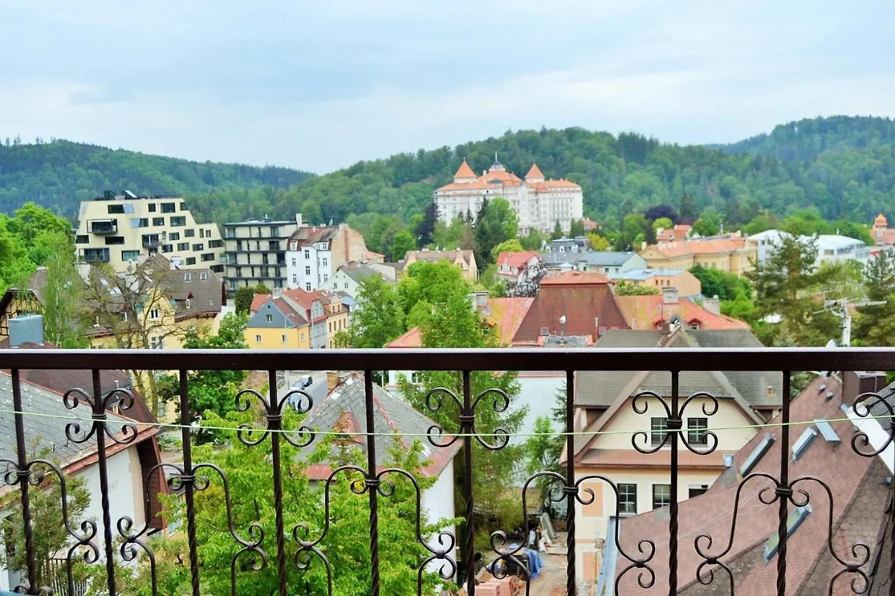 Apartments Nicol Karlovy Vary 0*,